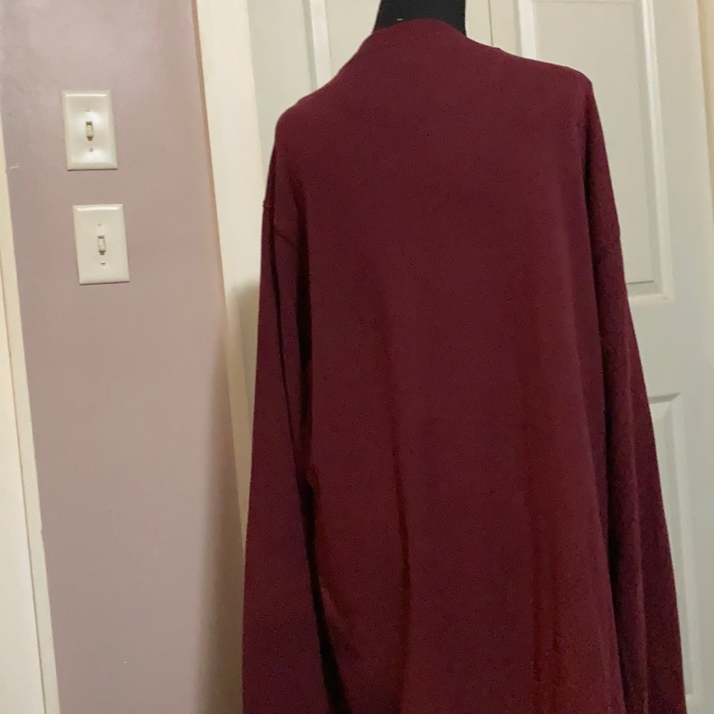 Men’s Pullover - Picture 3 of 4